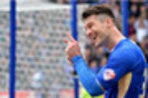 Striker David Nugent looks set to sign new contract at Leicester...